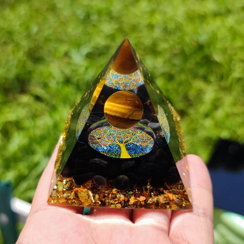 Crystal Pyramid Gift – Unique Healing & Spiritual Decor