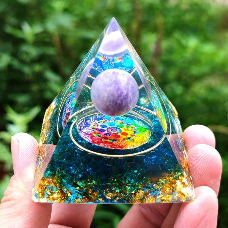Crystal Pyramid Gift – Unique Healing & Spiritual Decor